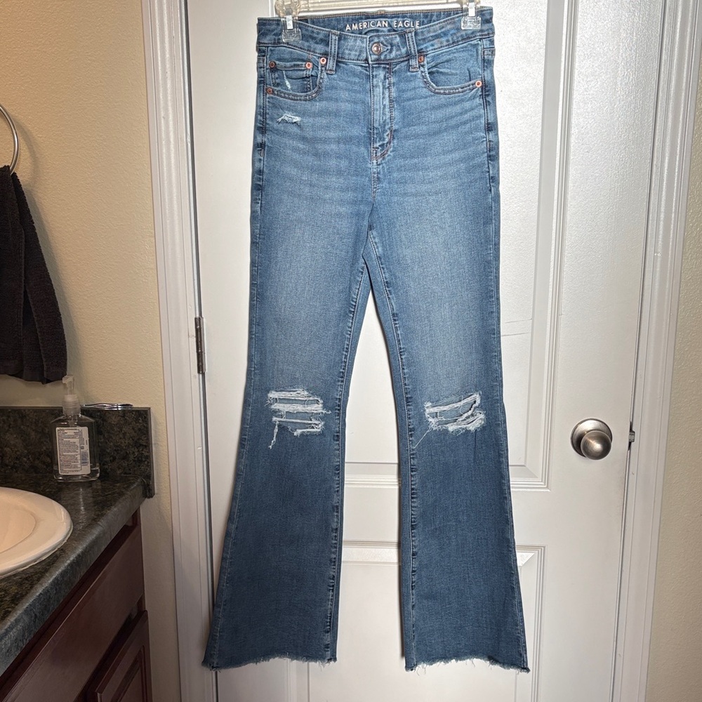 American Eagle Super High Rise Flare Jeans Size 4 Regular